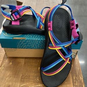 NWT size 6. Chacos
